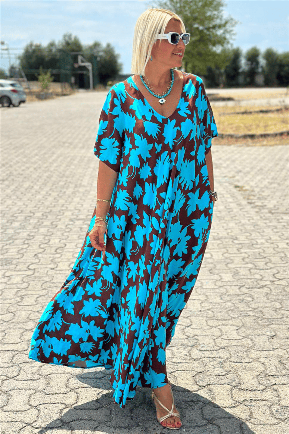SHARON | ELEGANT DRESS WITH TUMMY COVERAGE
