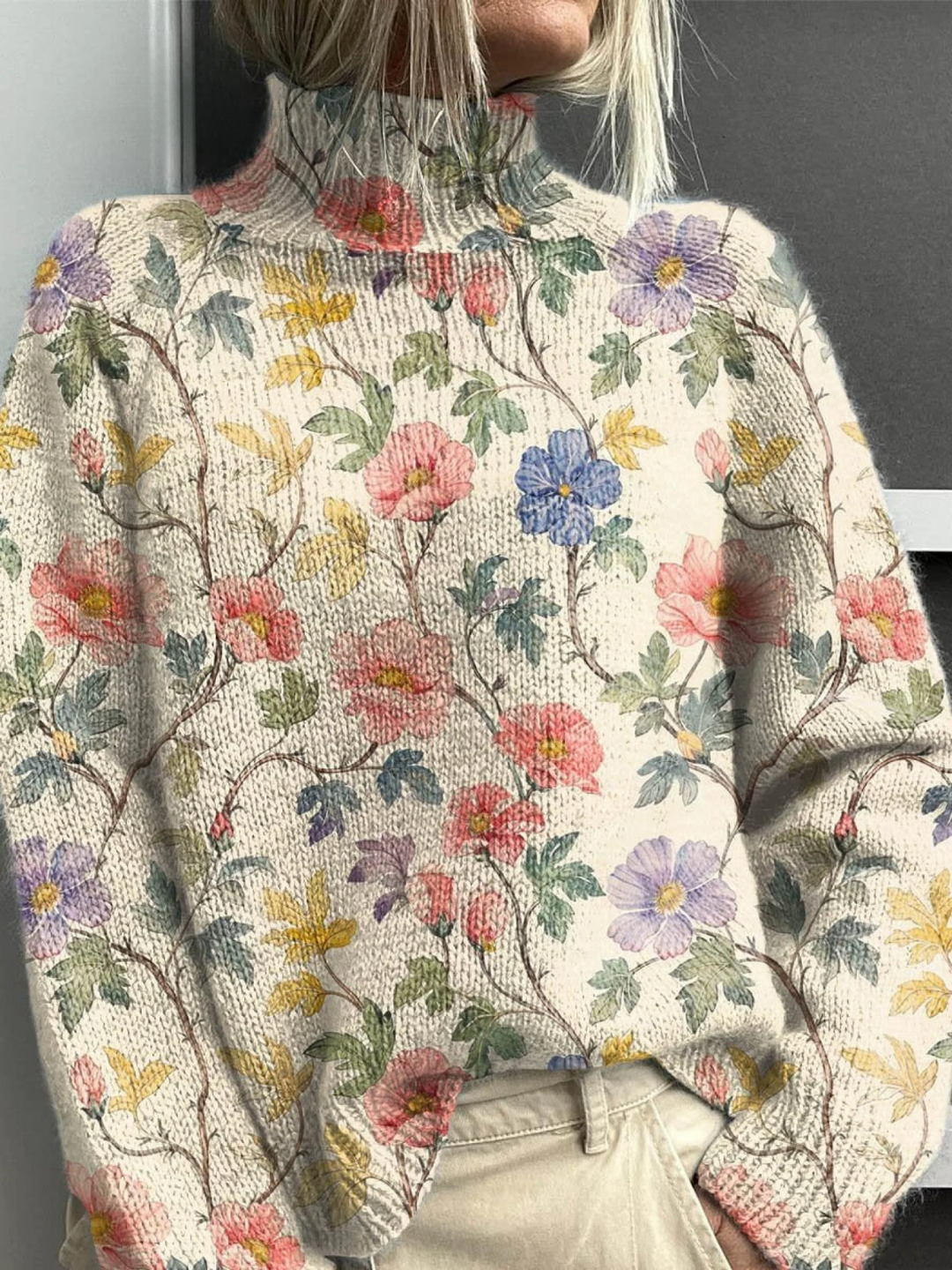 FLORENCE | LOVELY FLORAL TURTLENECK SWEATER