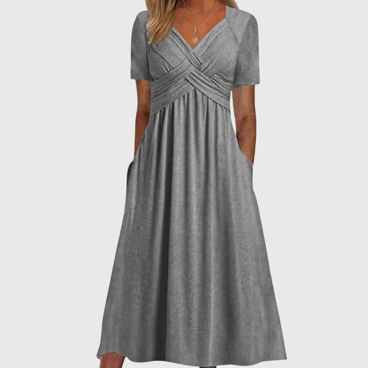 AMANDA | FLATTERING DRESS