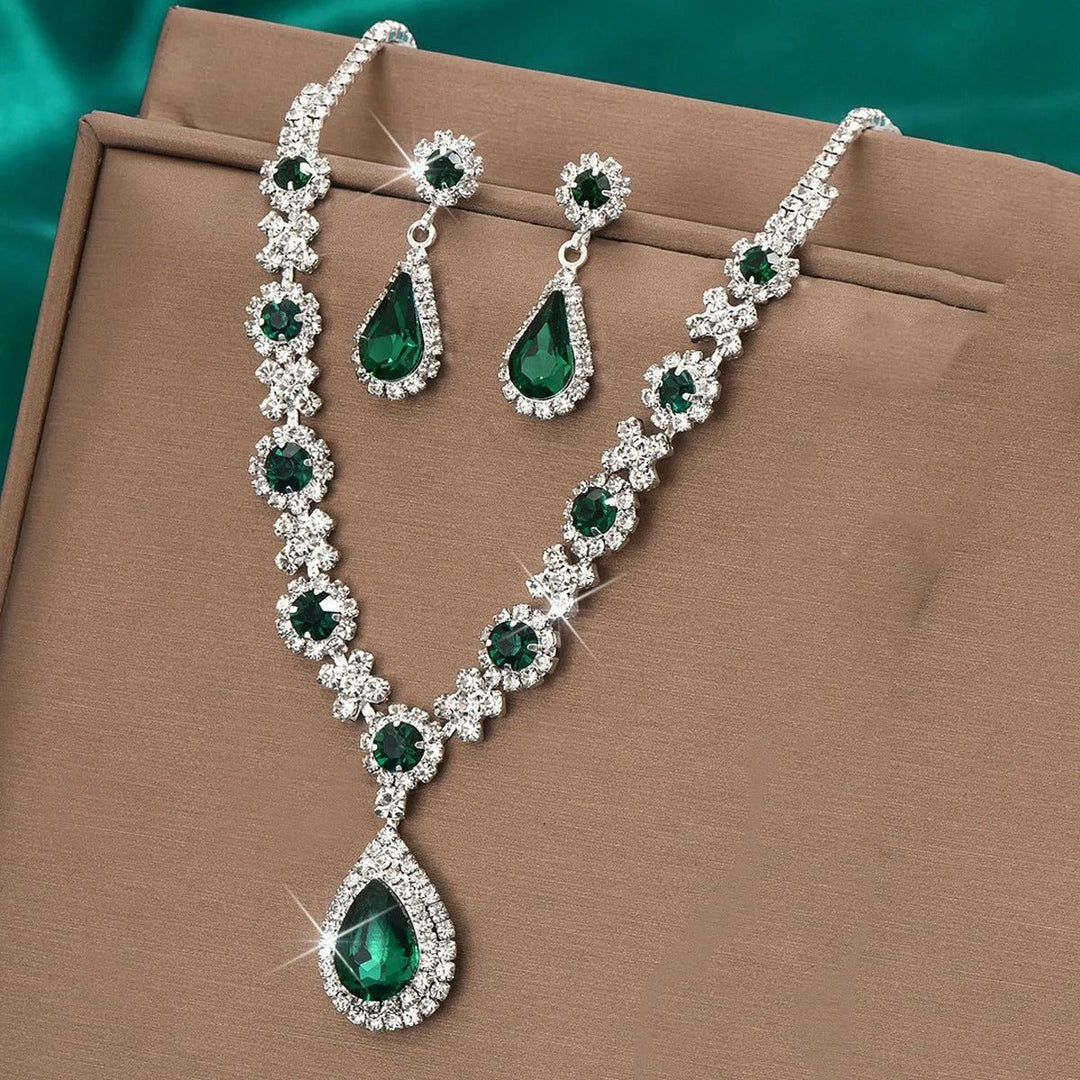 ISOBEL | EMERALD CRYSTAL NECKLACE & EARRING SET