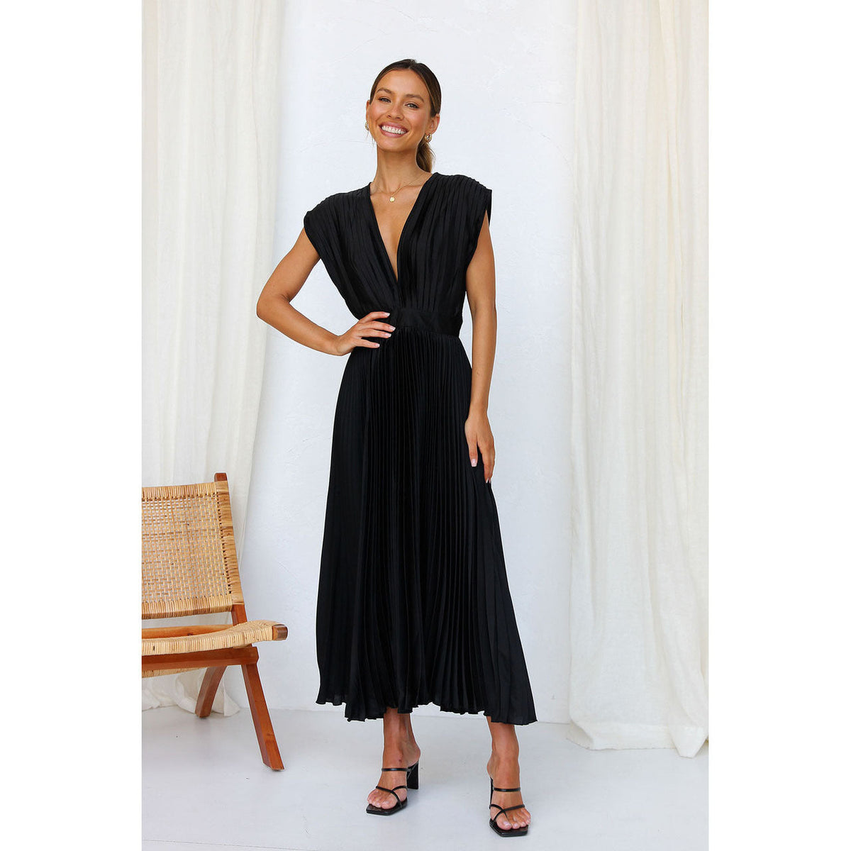 URSULA | ELEGANT MAXI DRESS