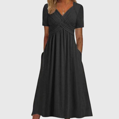 AMANDA | FLATTERING DRESS